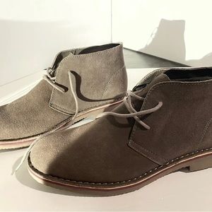 Propet mens shoe leather upper. Size 13